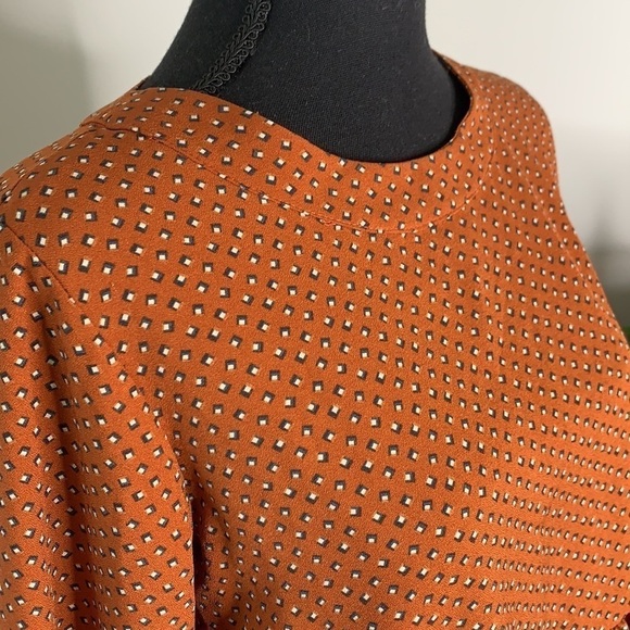 FALL 🍂 Orange ruffle top 1.4.3. STORY Orange ruffle Blouse - Picture 6 of 8